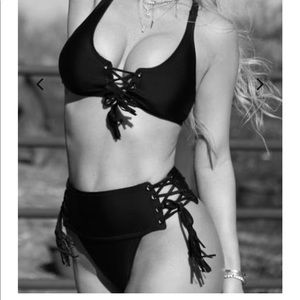 Indio bikini NWT